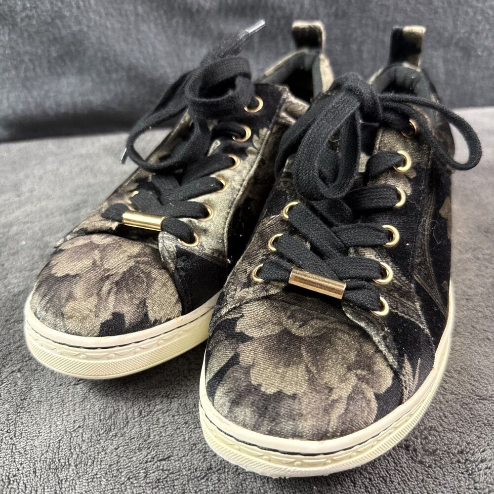 Earth Zag Floral Print Velvet Sneakers Womens Size 8 Black Gray Lace Up Comfort - Picture 2 of 13